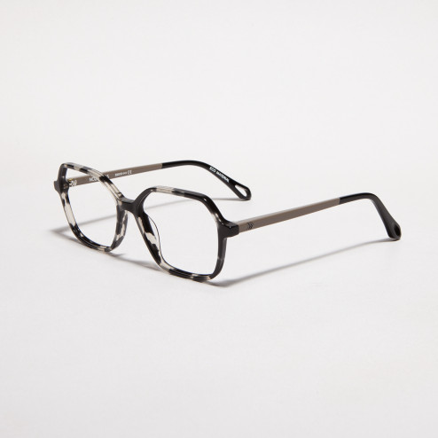 KENDALL BLACK - KEND01